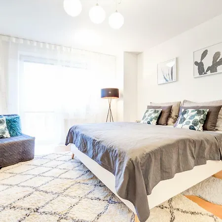 Apartment Roomcity Awakeon *