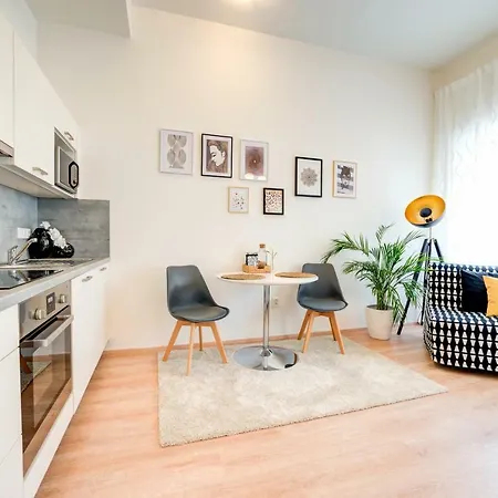 Apartment Roomcity Awakeon Brno